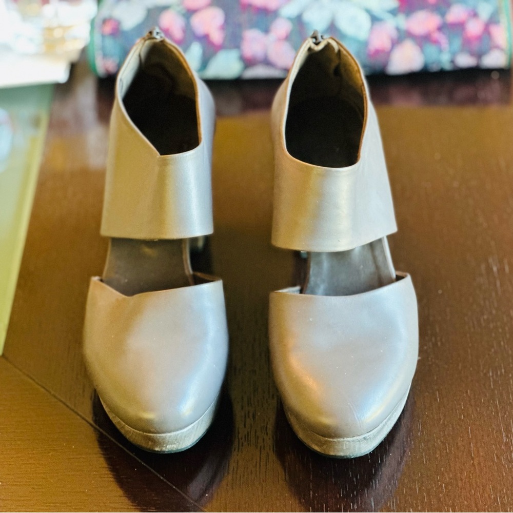 COCLICO size 41 mushroom gray hells. Great condition 🍄‍🟫